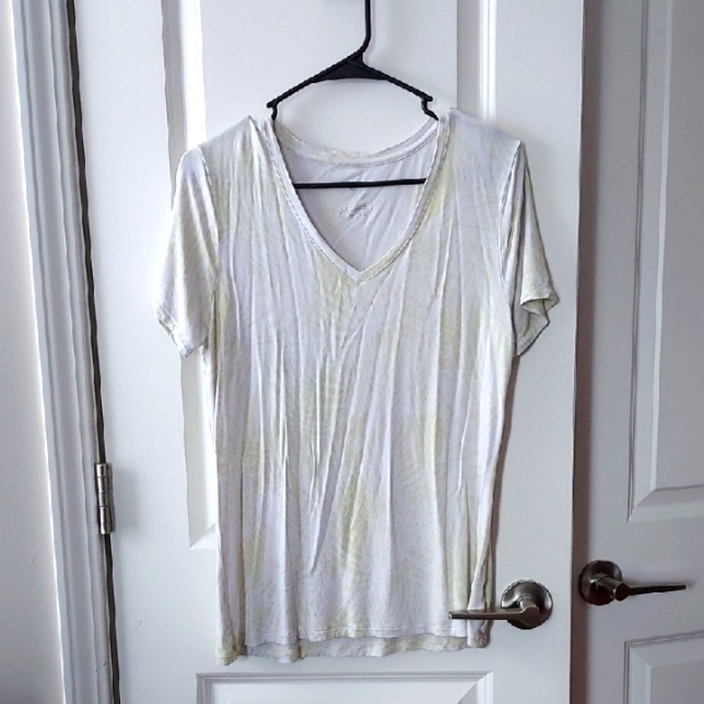 Apt. 9 White V-Neck Short Sleeve Tee Medium